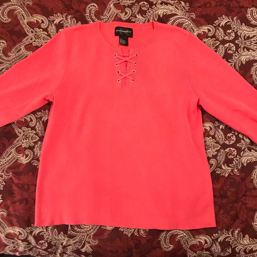 Coral sweater with lace up front (size L) - Picture 2 of 6